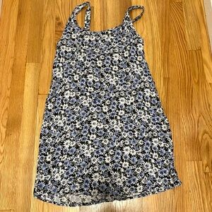 American Eagle flower dress